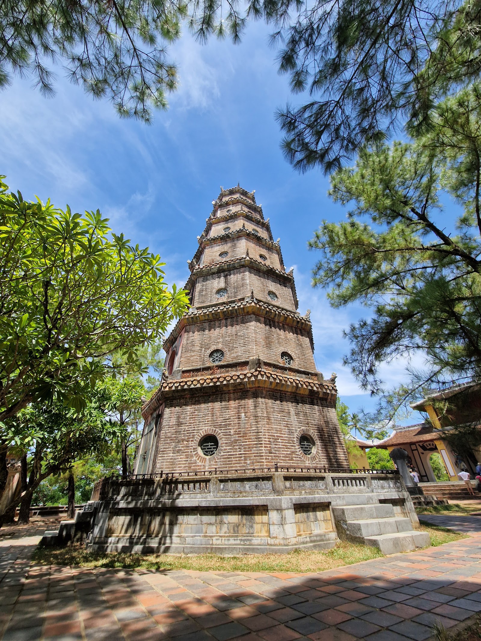Chùa Thiên Mụ