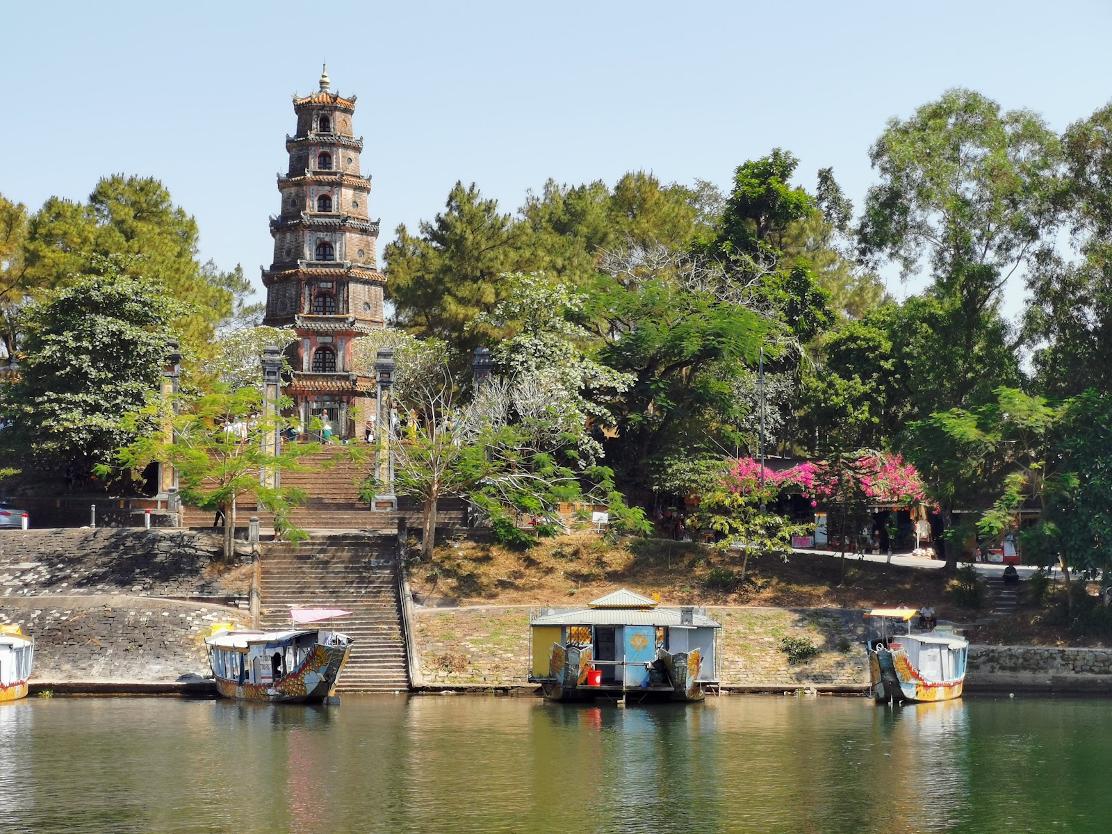 Chùa Thiên Mụ