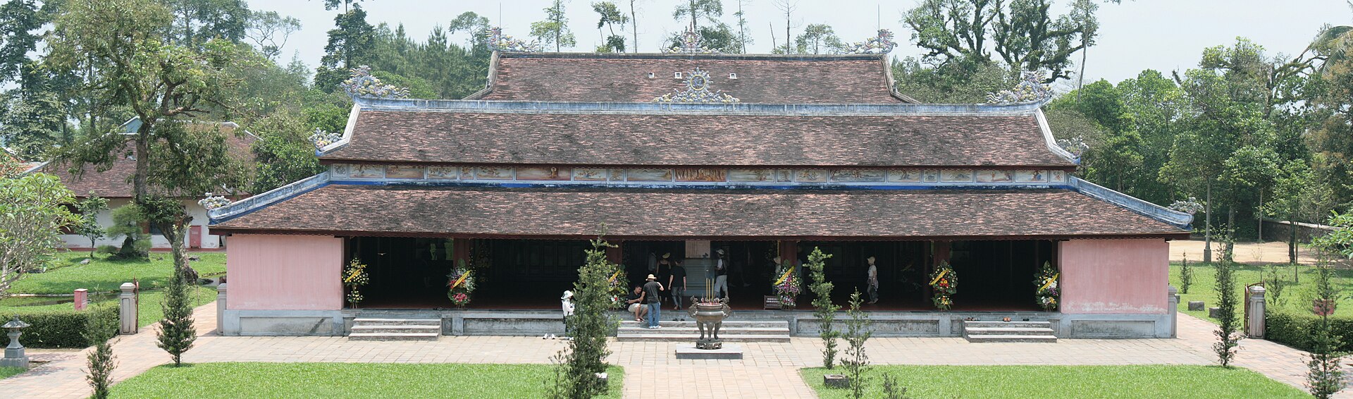 Thien Mu Pagoda 2011