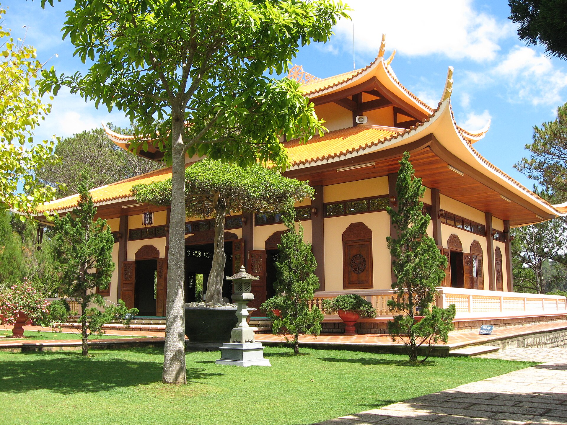 Truc Lam Zen Monastery 22