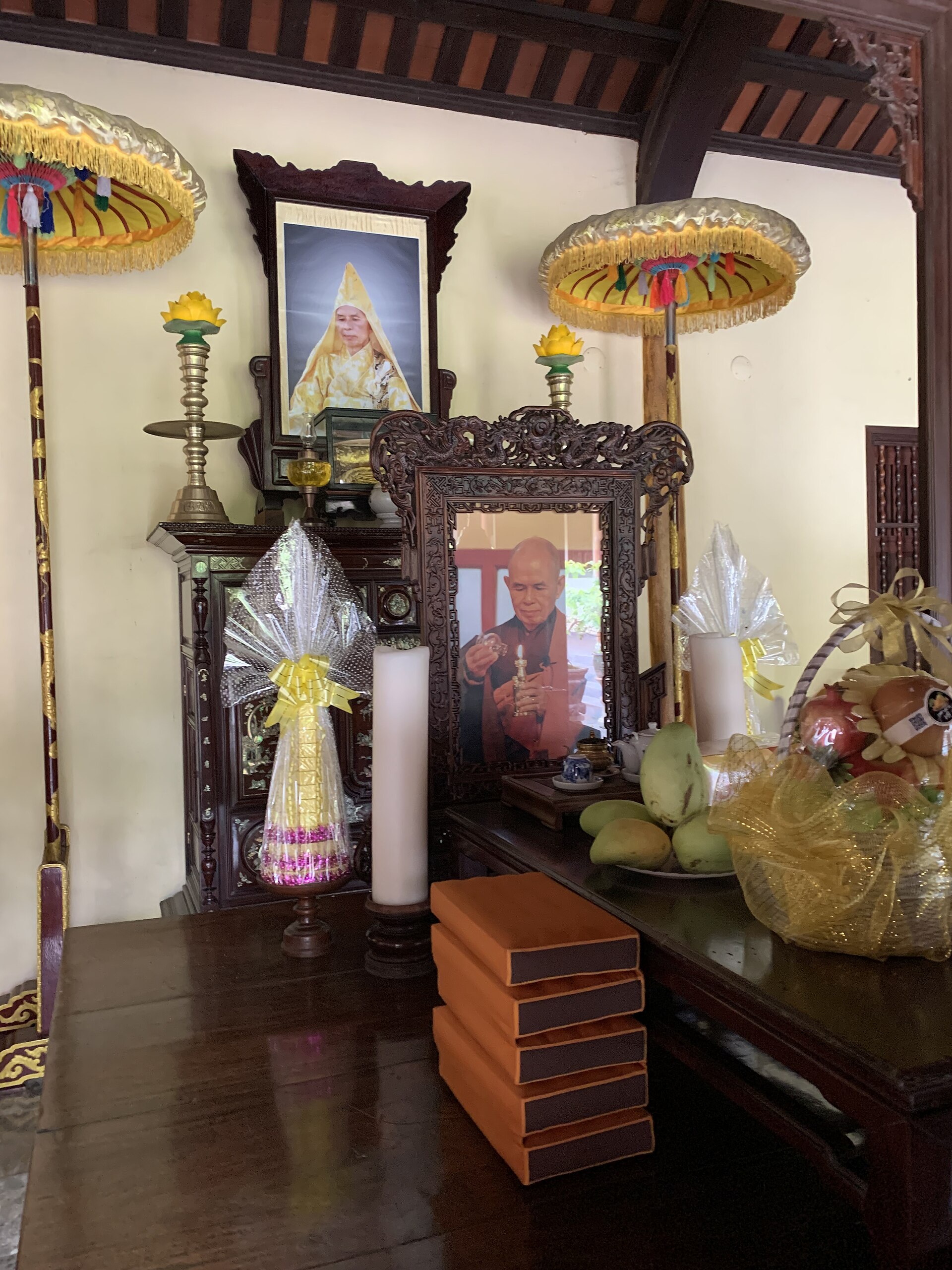 Huế 2024 July - altar to Thich Nhat Hanh, Tu Hieu Temple - img 01