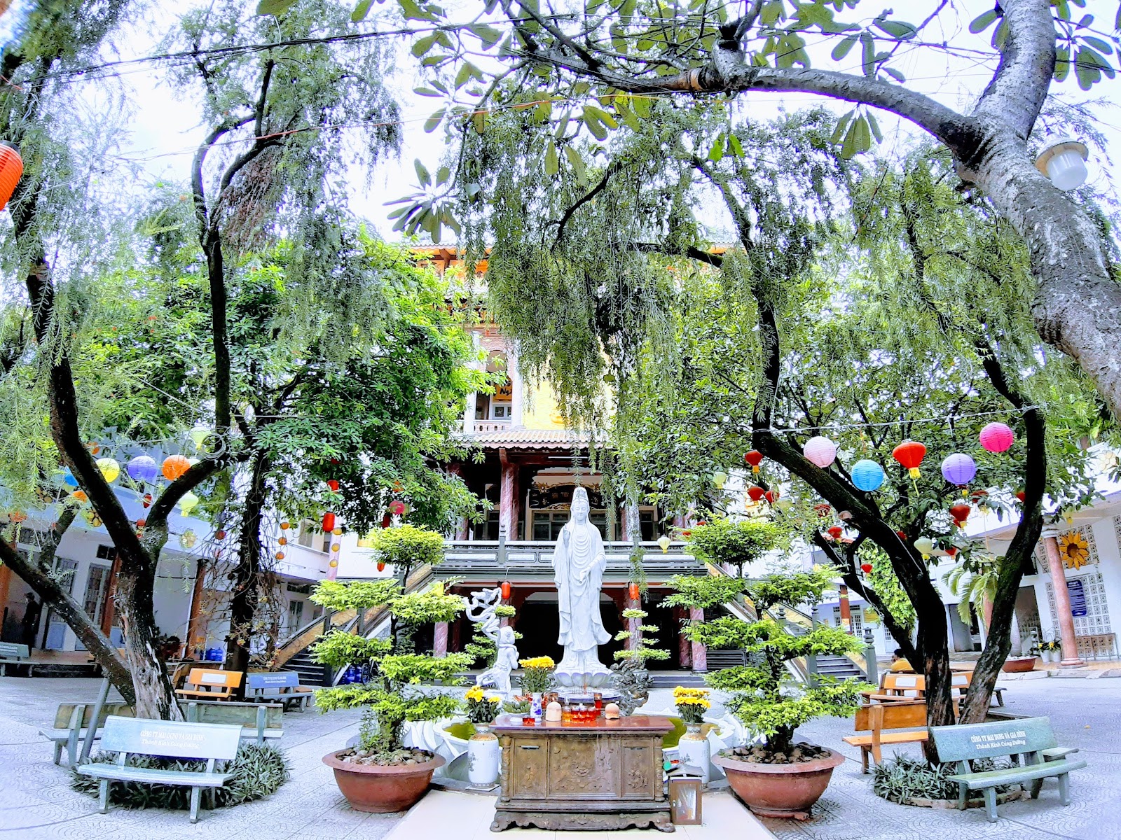 Chùa Từ Tân
