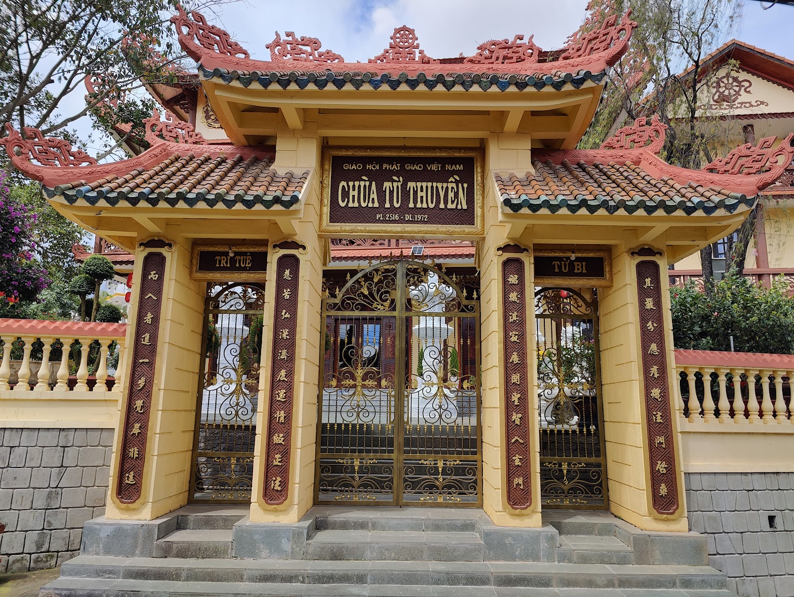 Chùa Từ Thuyền