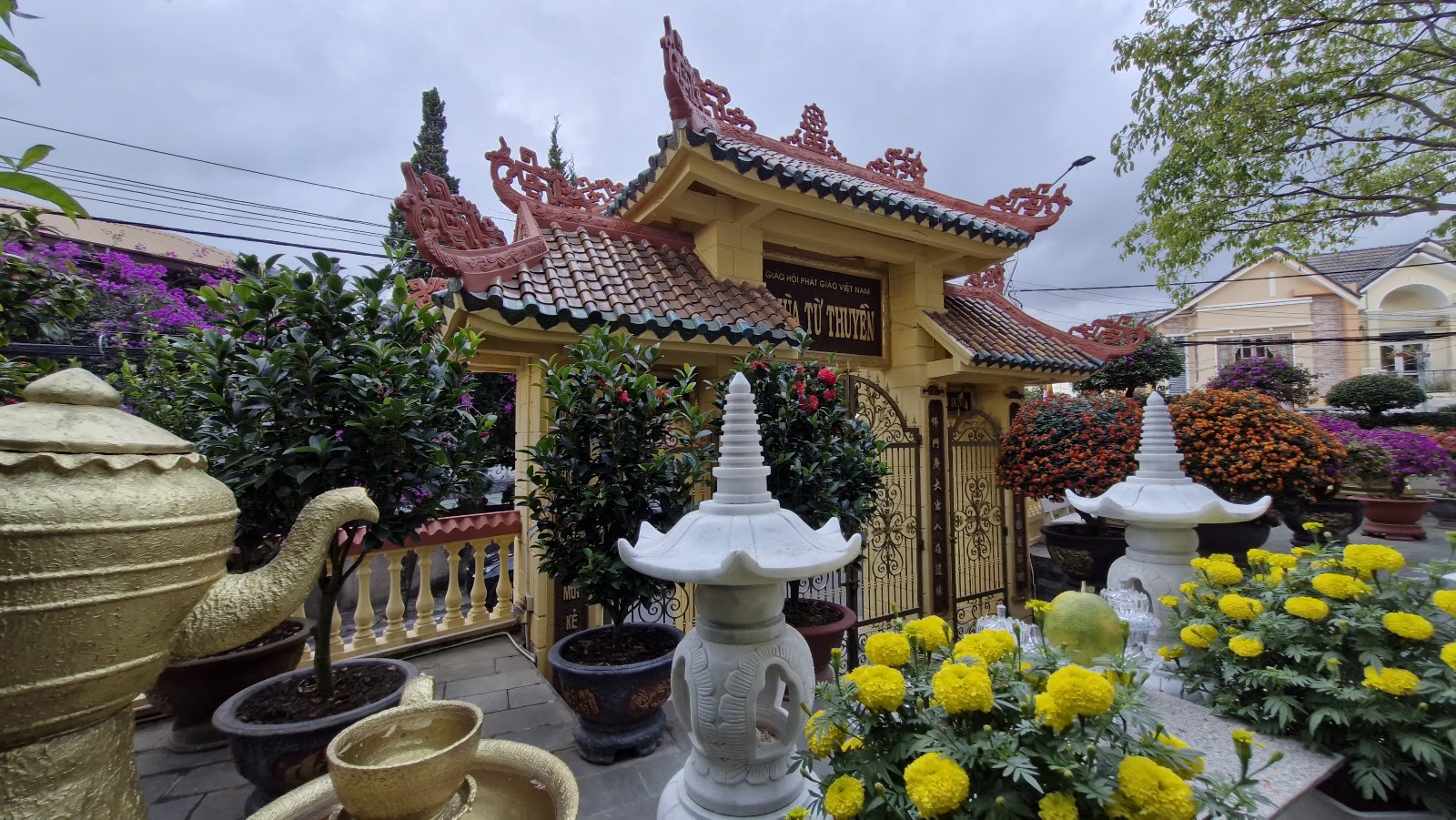 Chùa Từ Thuyền