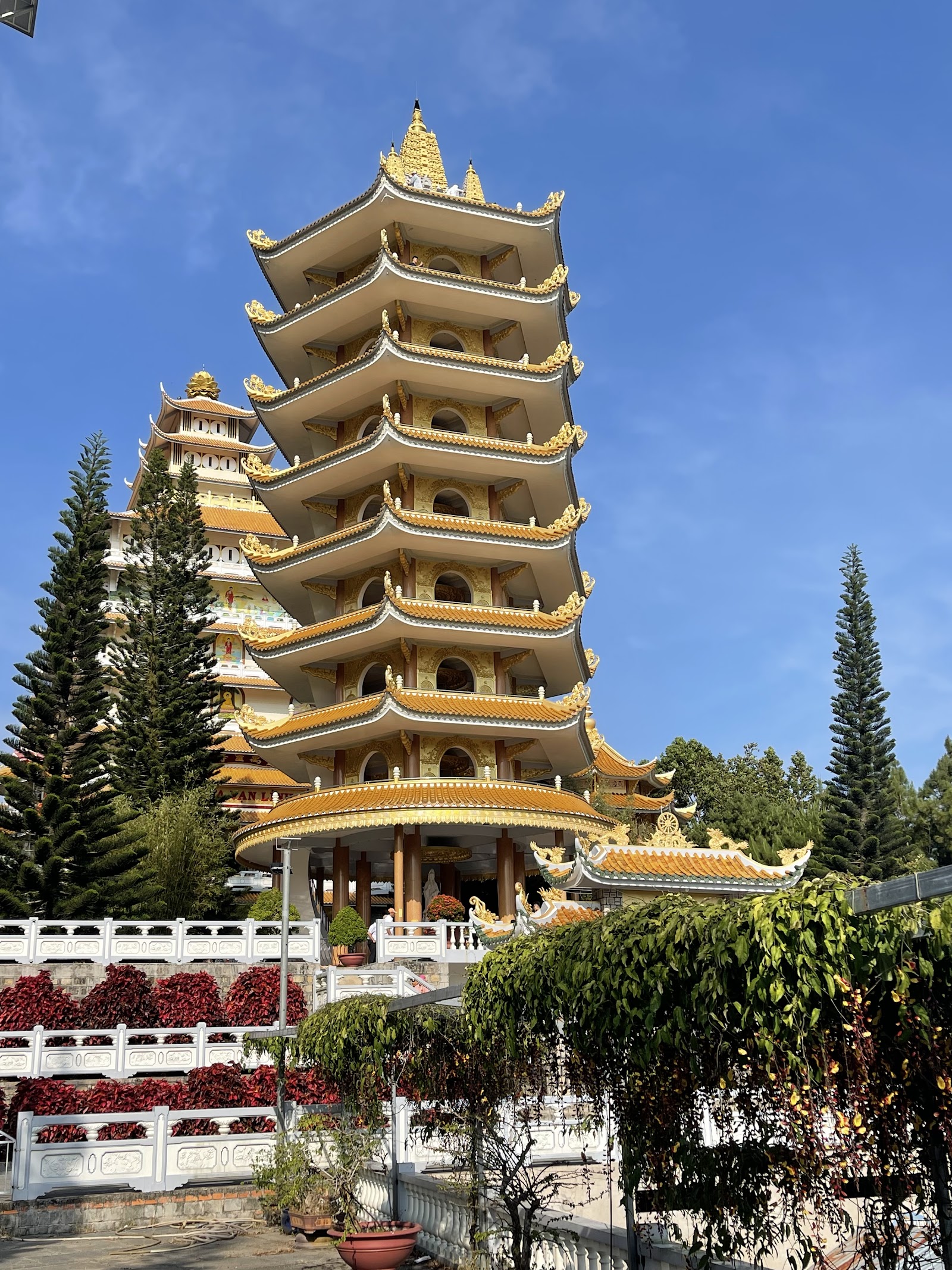 Chùa Vạn Linh