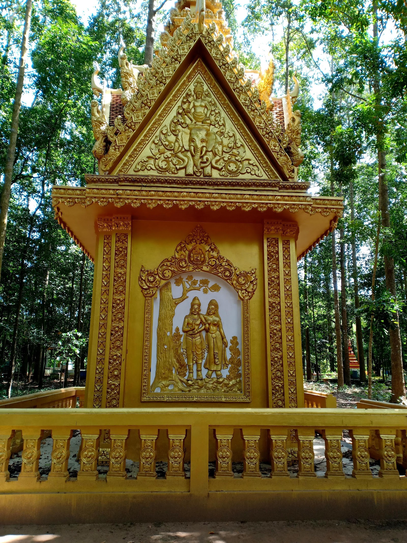 Chùa Dơi