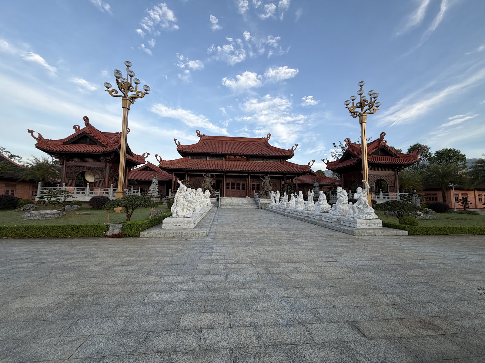 Đại Tùng Lâm Hoa Sen