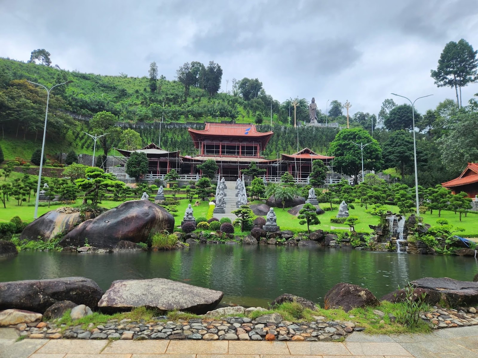Đại Tùng Lâm Hoa Sen