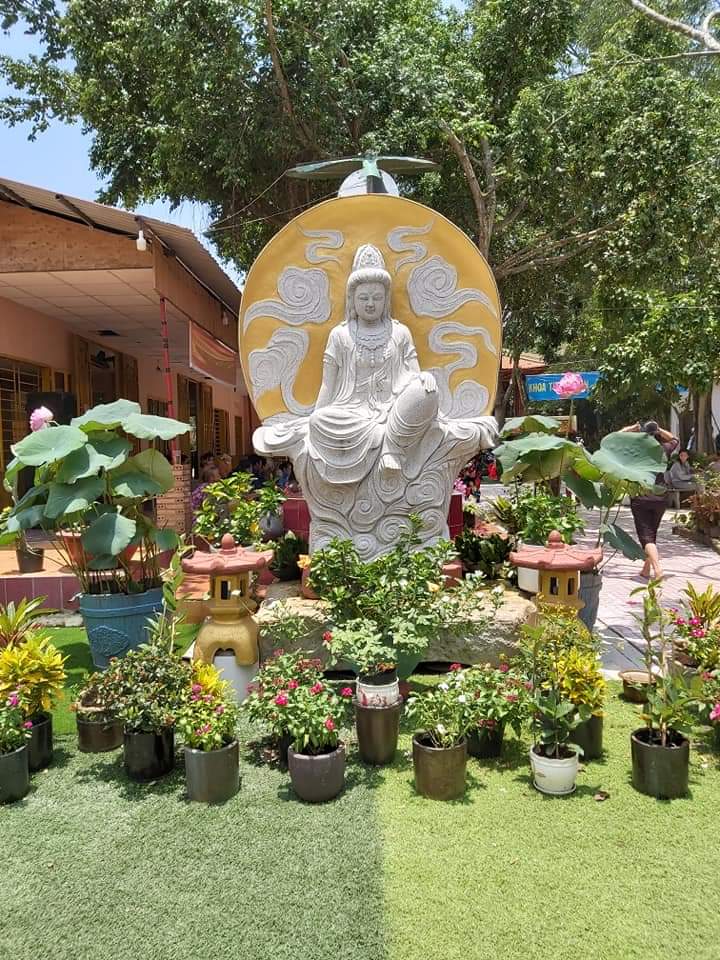 Thiền viện Trúc lâm Hương Nghiêm
