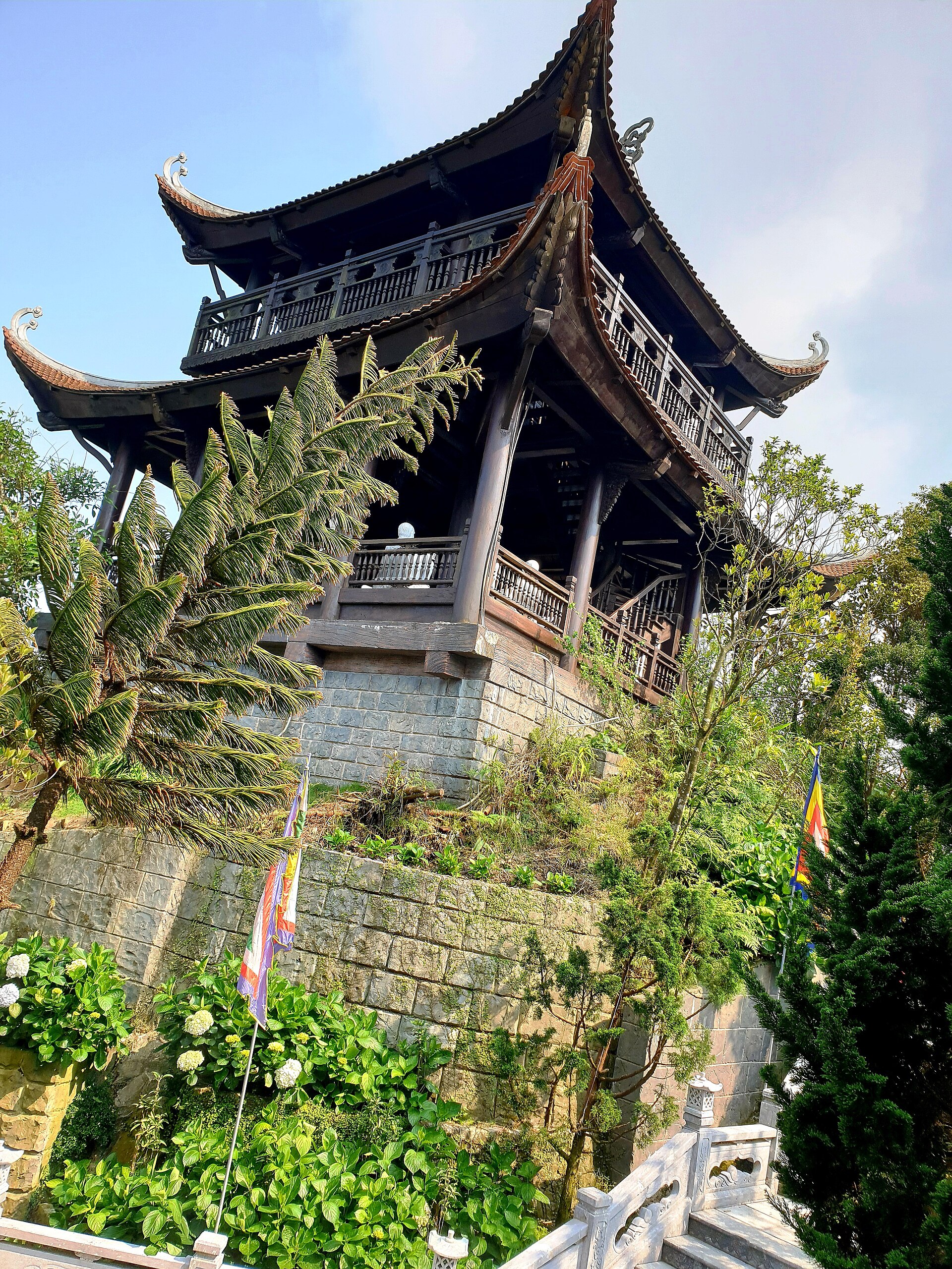 Linh Phong Thiền Tự ở Bà Nà, tháng 3 năm 2021 (3)