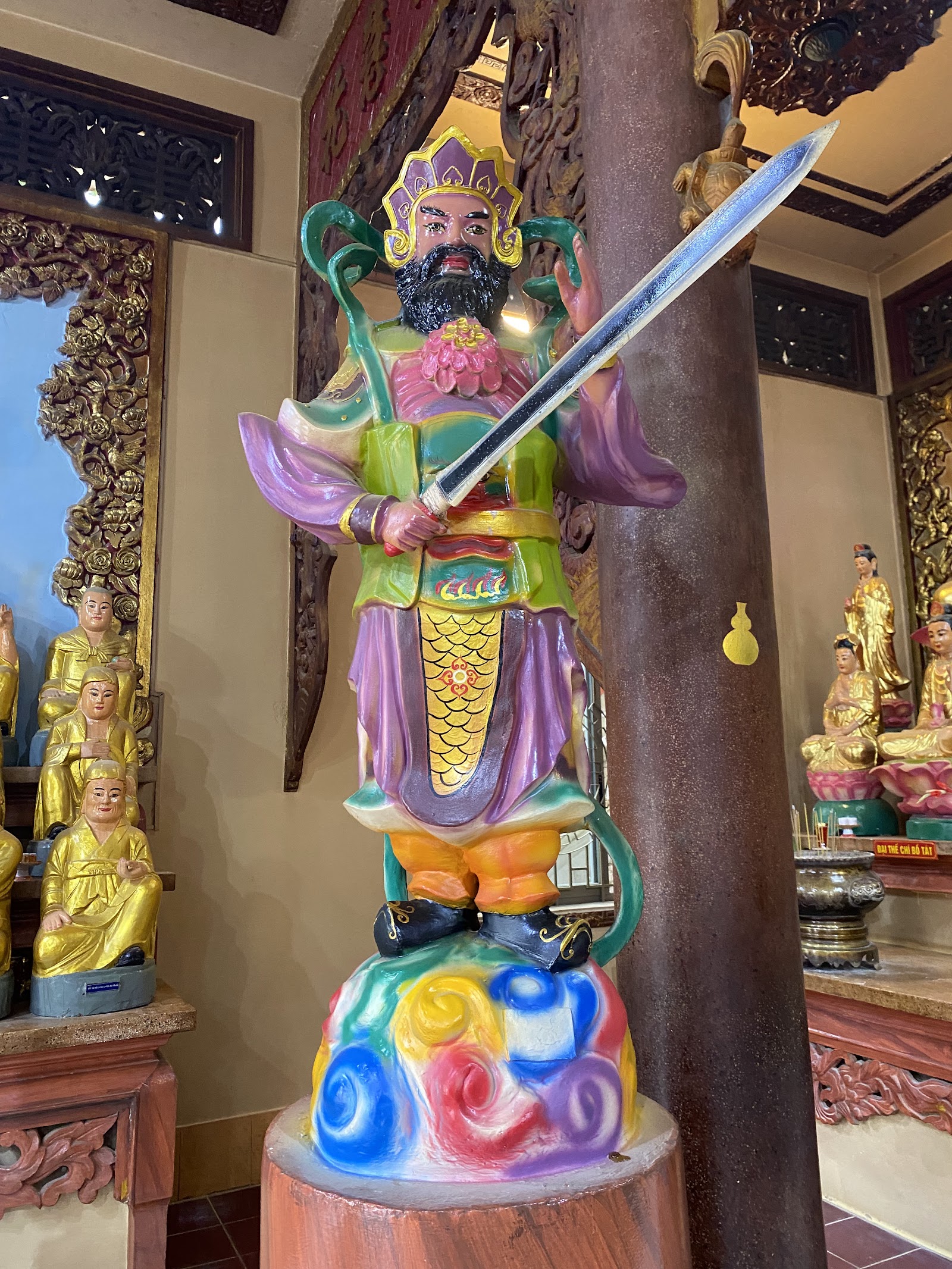Chùa Linh Sơn Tiên Thạch Tự