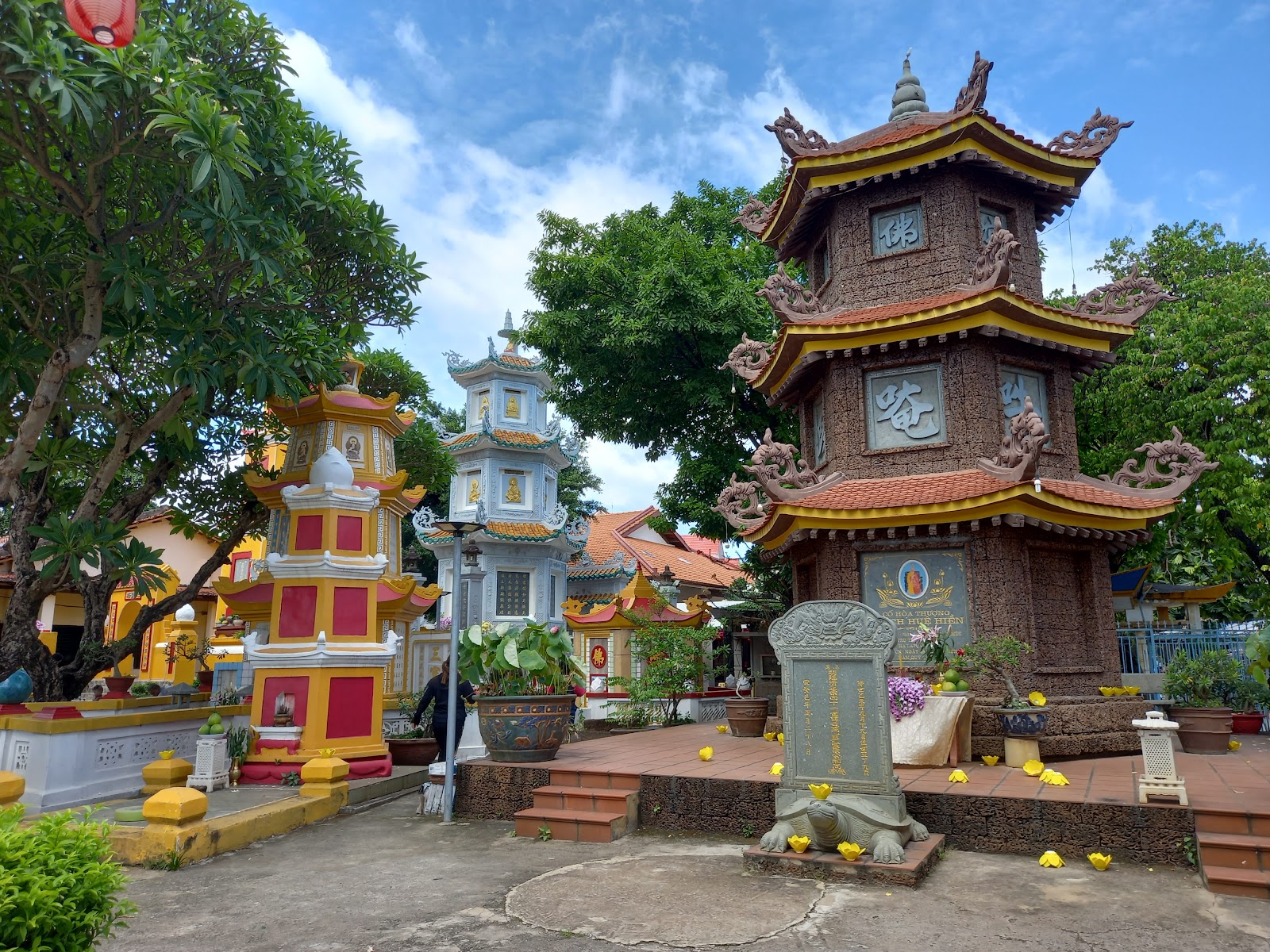 Chùa Long Thiền