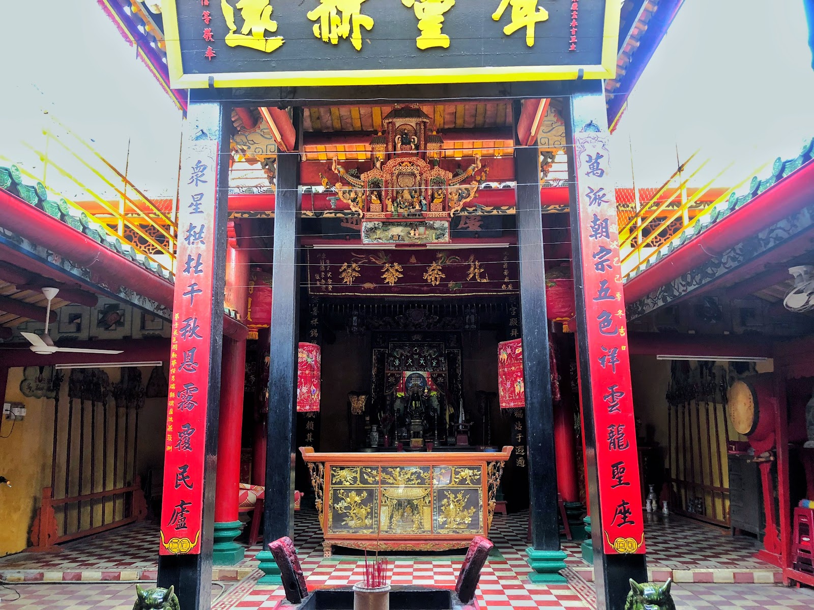 Chùa Ông Bắc 廣東會館 (Bắc Đế Miếu)