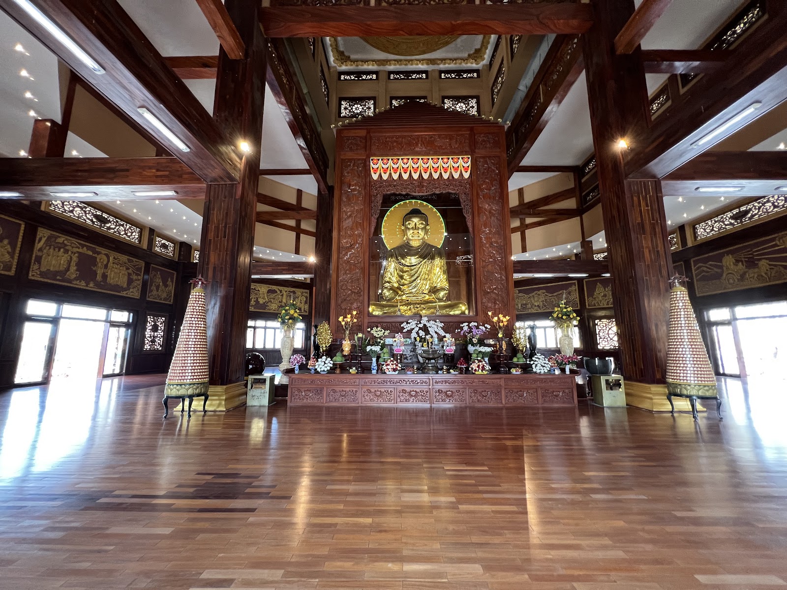 Pháp viện Minh Đăng Quang