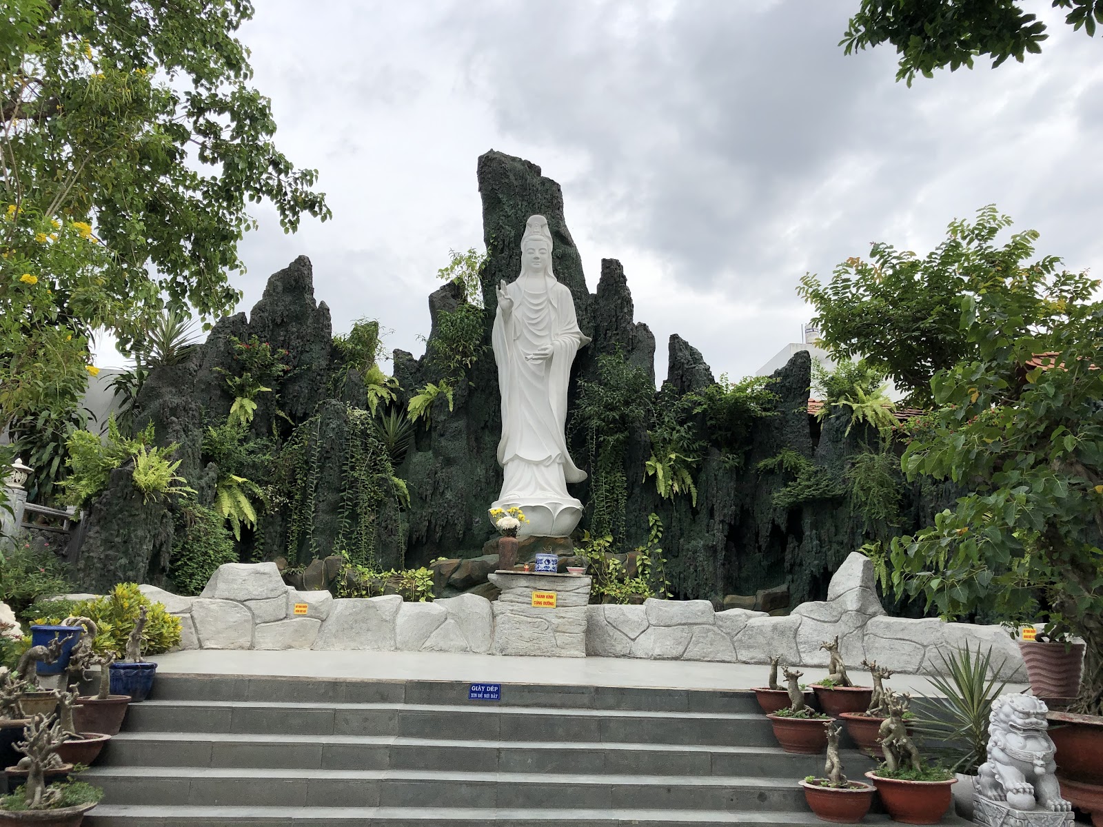 Pháp Võ Cổ Tự