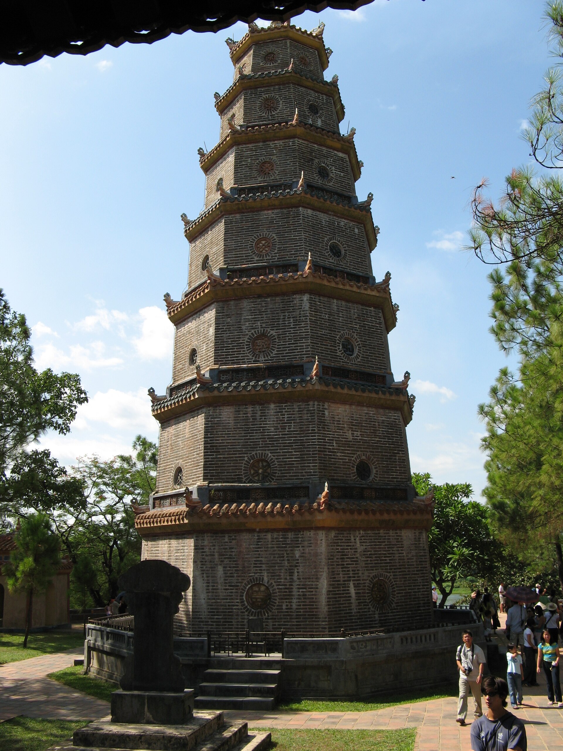 Tháp Phước Duyên chùa Thiên Mụ