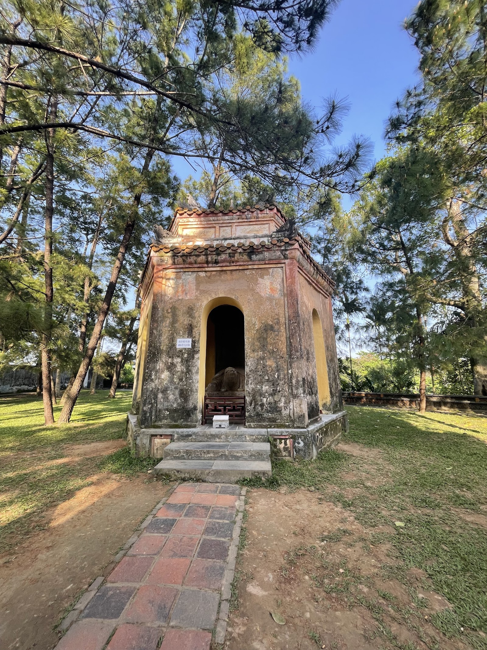 Tháp Phước Duyên