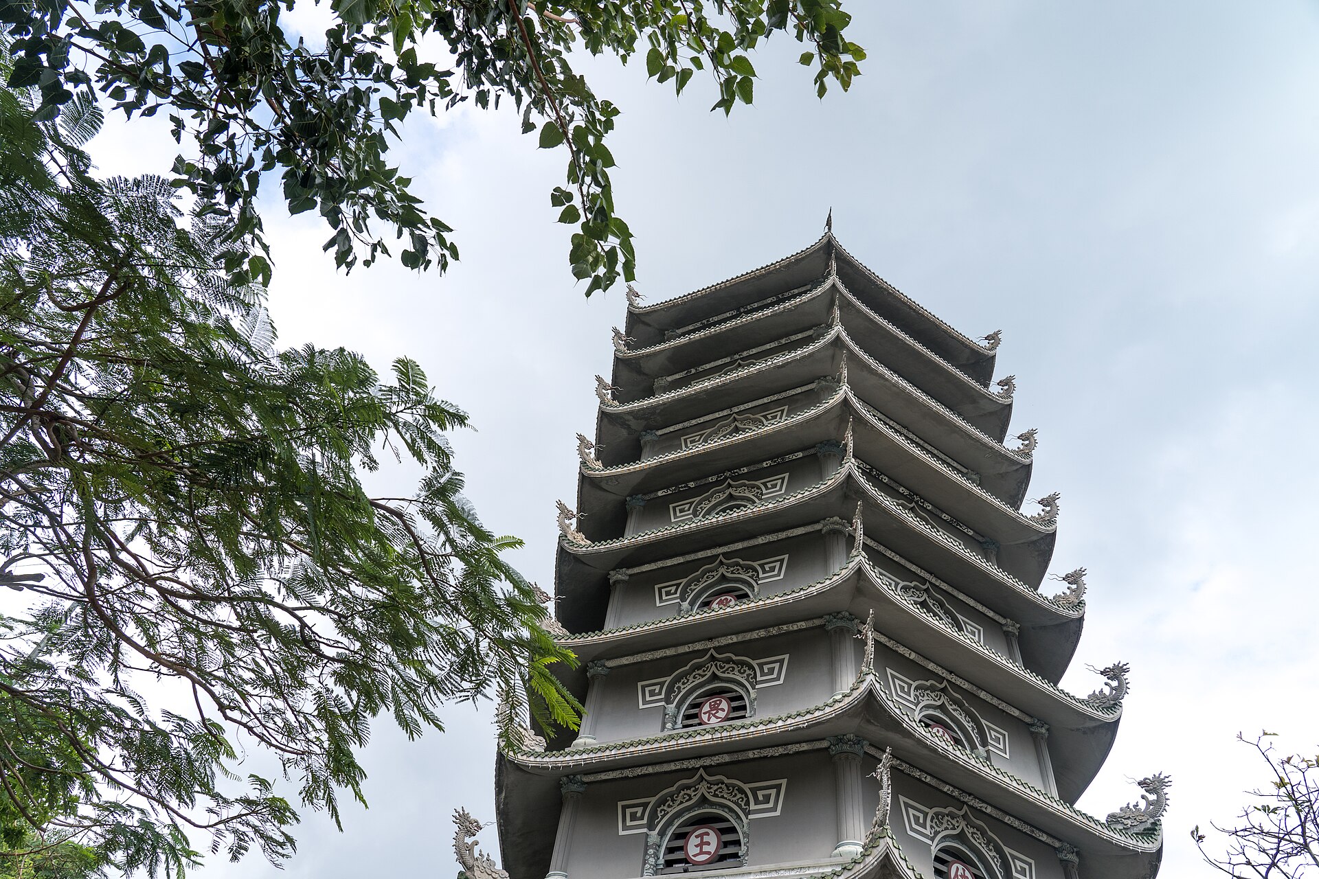 2024-12-07 Tháp Xá Lợi, Linh Ung Pagoda 5