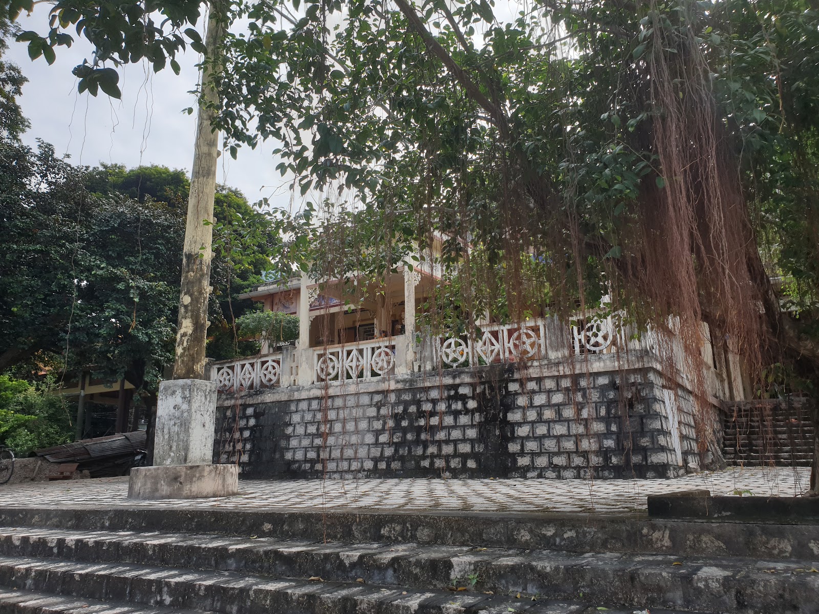 Thiền Môn Nghiêm Tịnh