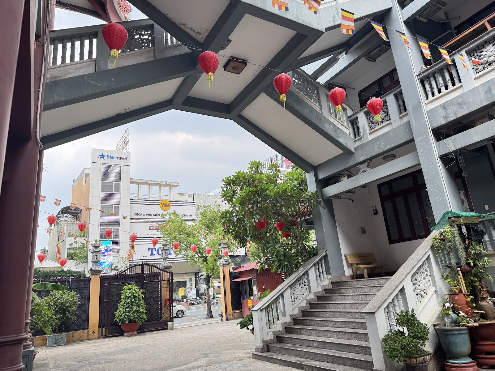 Thiền viện Quảng Đức
