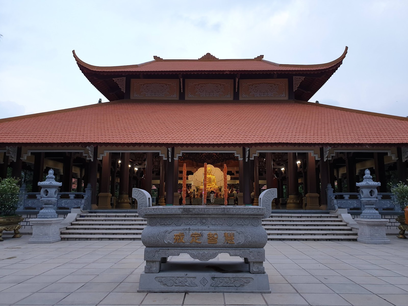 Thiền viện Thường Chiếu