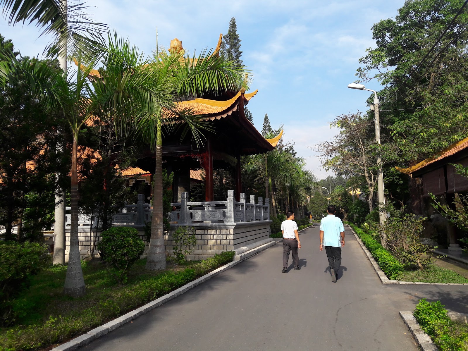Thiền viện Thường Chiếu