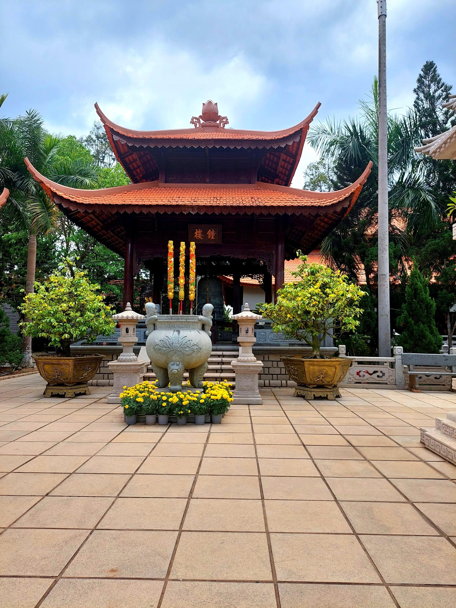 Thiền viện Thường Chiếu