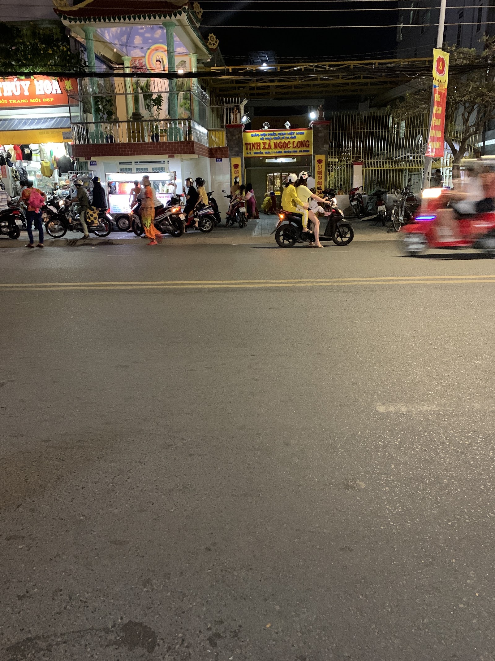 Tịnh Xá Ngọc Long