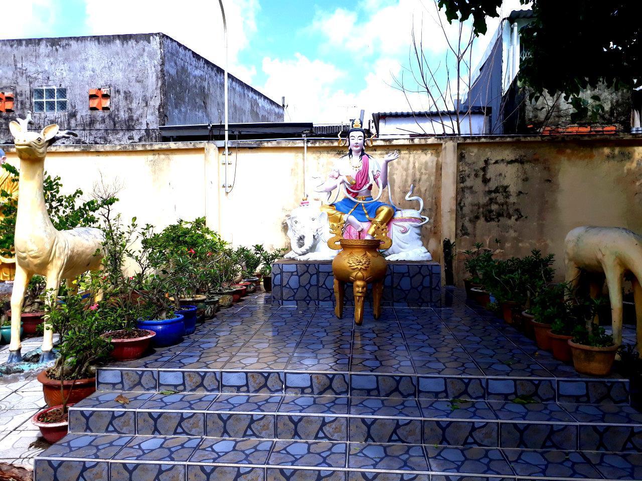 Tịnh Xá Ngọc Minh