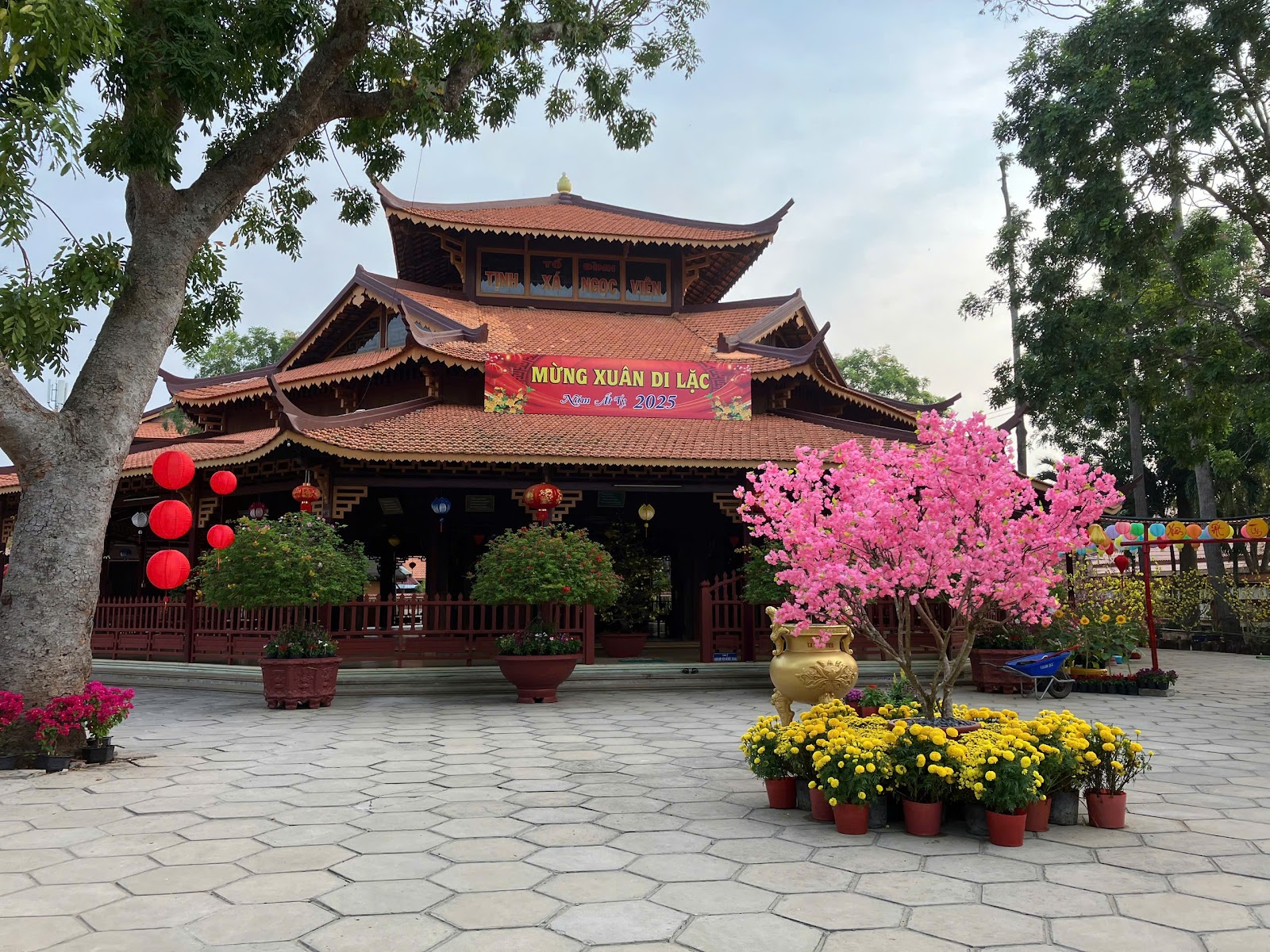 Tịnh Xá Ngọc Viên