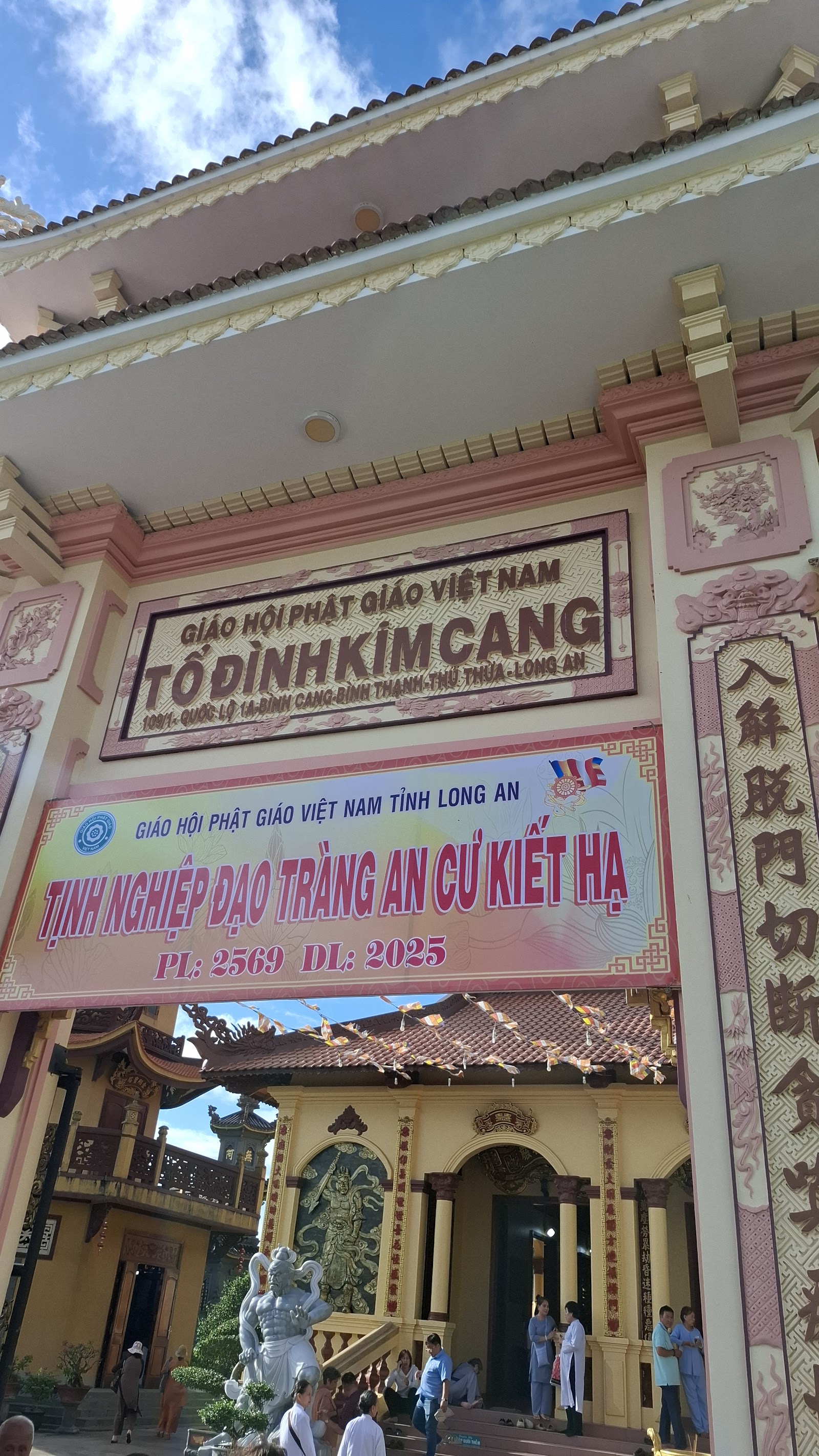 TỔ ĐÌNH KIM CANG QUỐC LỘ 1 A