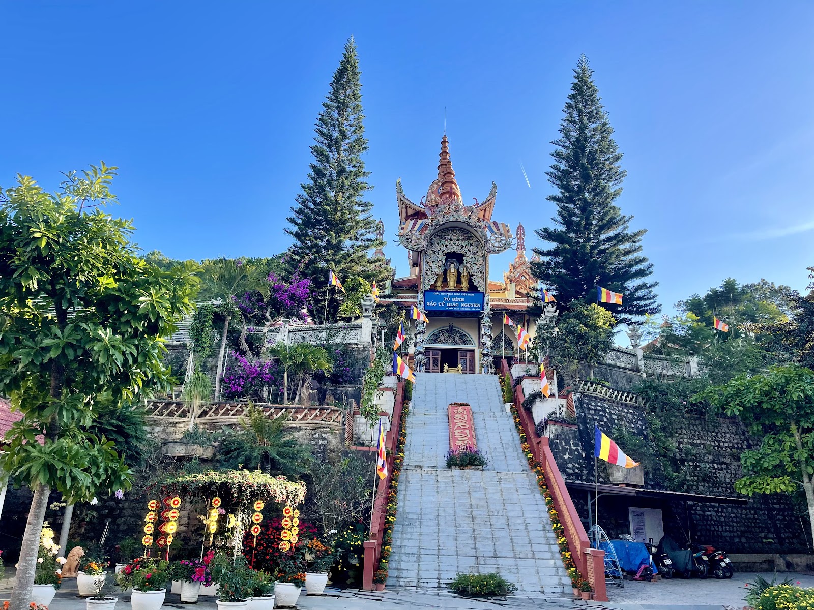 Tổ Đình Sắc Tứ Giác Nguyên