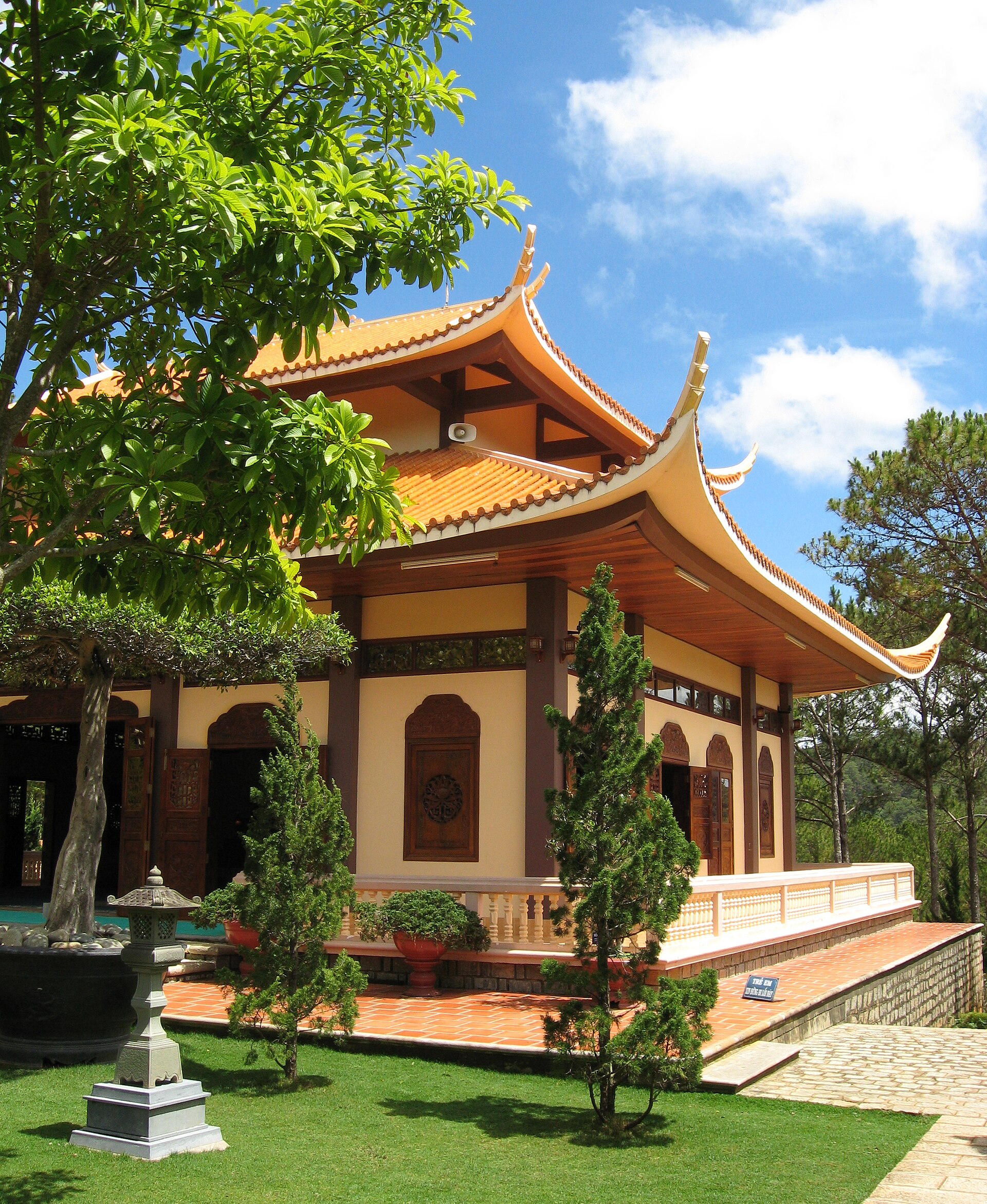 Truc Lam Zen Monastery 21