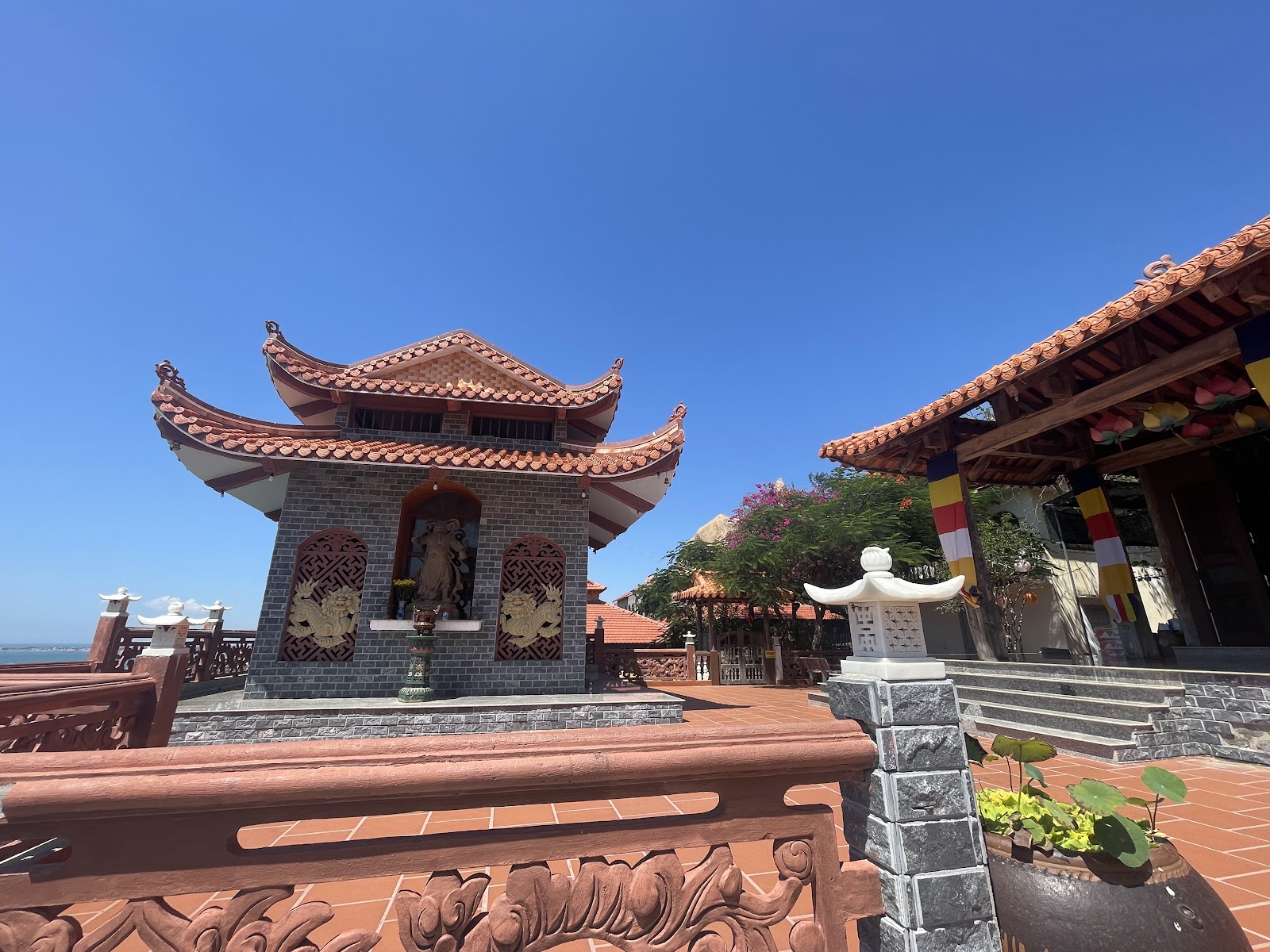 Trùng Sơn Cổ Tự