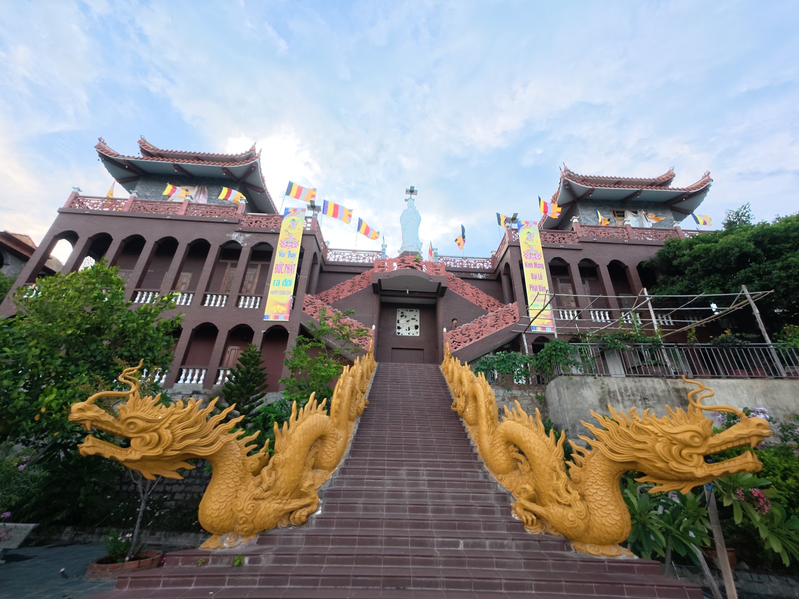Trùng Sơn Cổ Tự