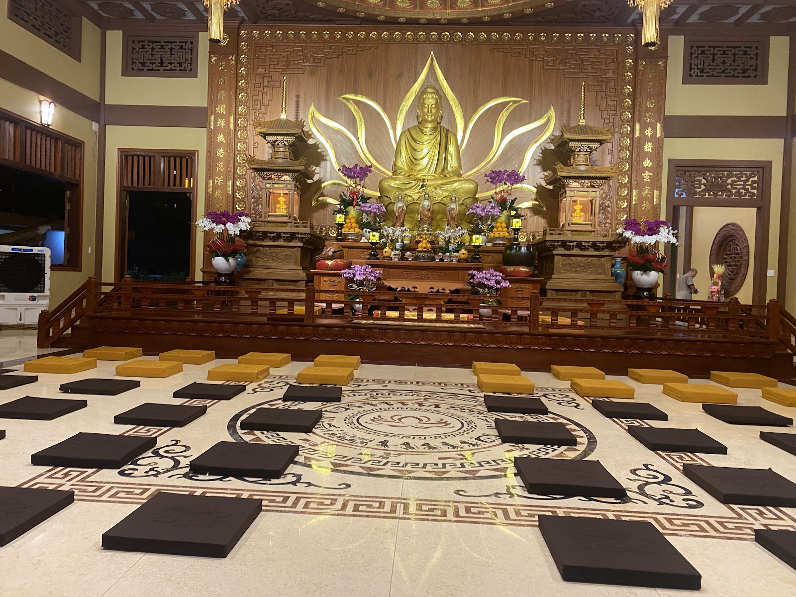 Tu viện Huệ Quang