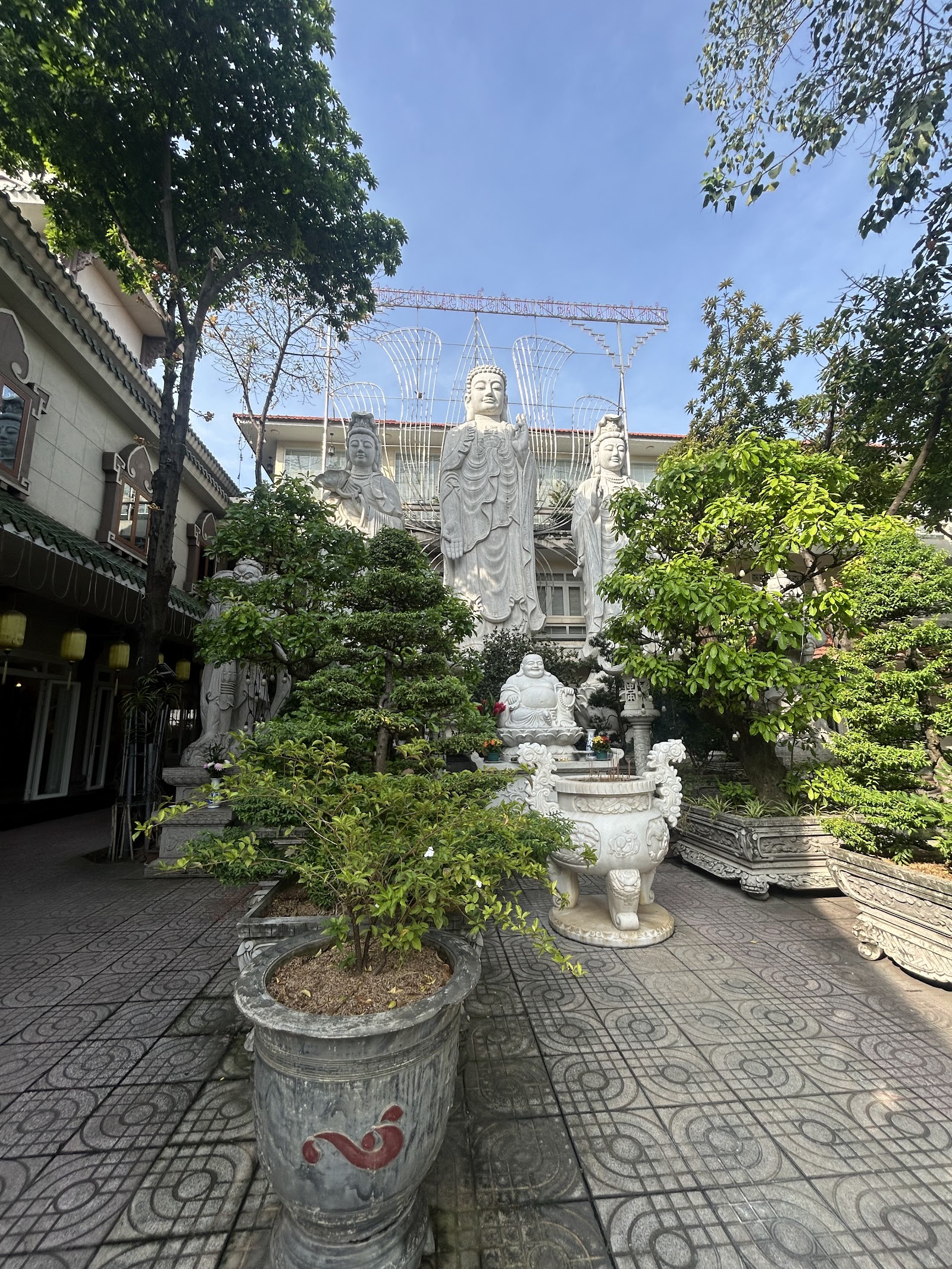 Tu viện Quảng Đức